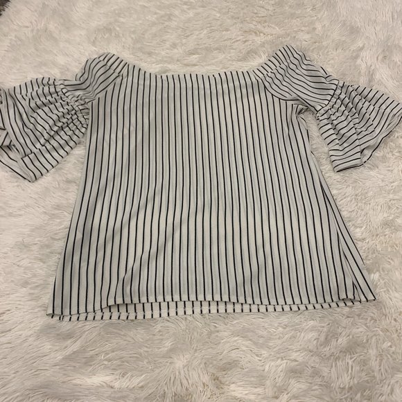 Banana Republic Off the Shoulder Striped Top Small - Picture 7 of 7